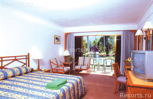Amora Beach Resort 5